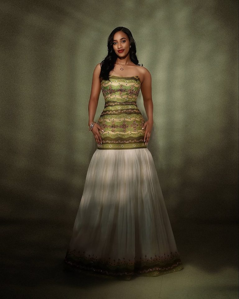 photosbymyko_photo_1763793389137